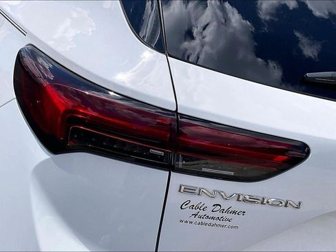 Used 2022 Buick Envision Preferred FWD image 27