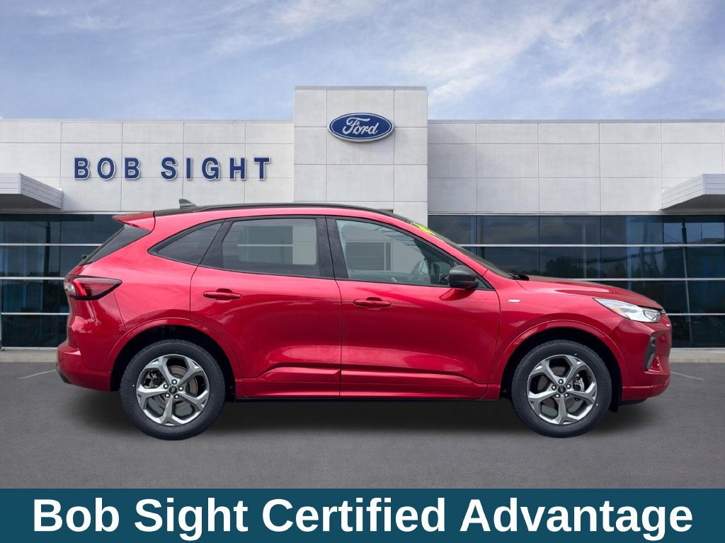 Used 2024 Ford Escape ST-Line w/ Tech Pack #1 AWD/4WD image 4