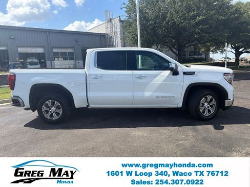 Used 2025 GMC Sierra 1500 SLT RWD image 2