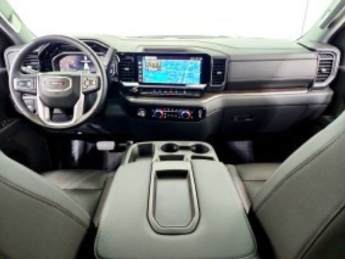 Used 2023 GMC Sierra 1500 SLT image 19