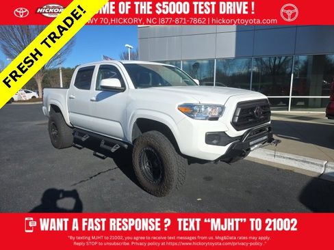 Used 2023 Toyota Tacoma SR image 1
