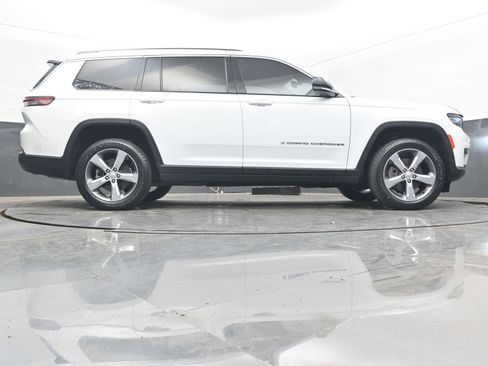 Used 2021 Jeep Grand Cherokee L Limited image 30