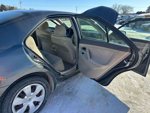Used 2007 Toyota Camry LE image 12