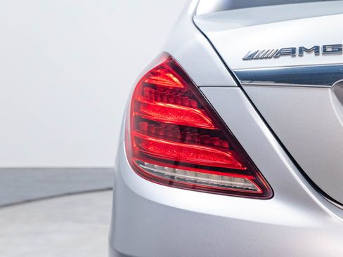 Used 2018 Mercedes-Benz S 63 AMG S 4MATIC Sedan image 63