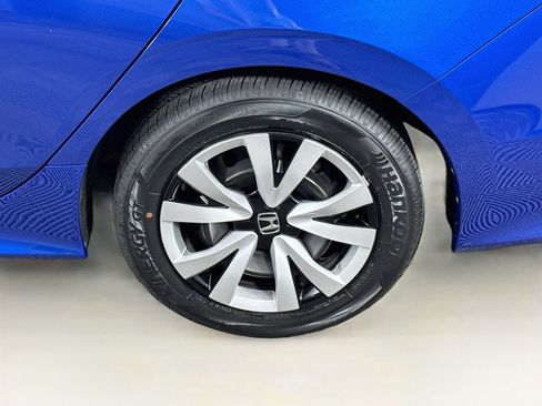 Certified 2024 Honda Civic LX image 9