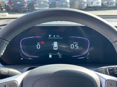 New 2025 Kia Telluride S image 12