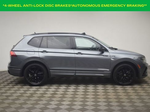 Used 2022 Volkswagen Tiguan SE R-Line FWD image 13