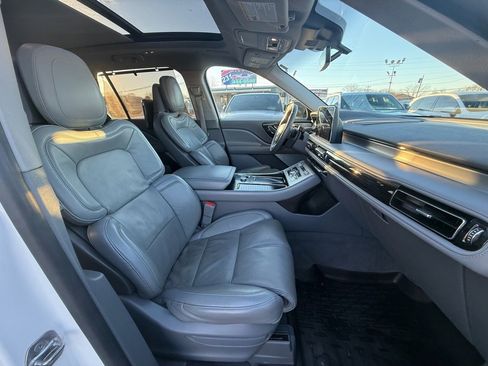 Used 2020 Lincoln Aviator Reserve w/ Equipment Group 202A image 24