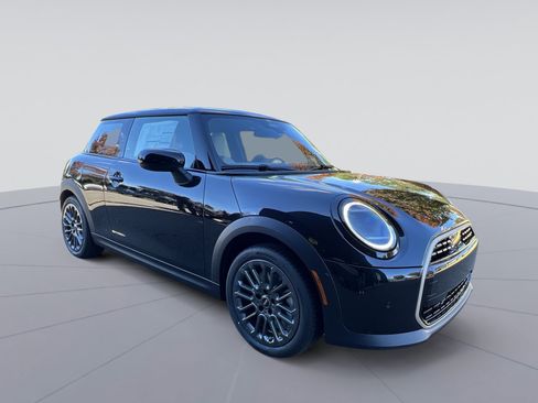 New 2026 MINI Cooper 2-Door Hardtop FWD image 7