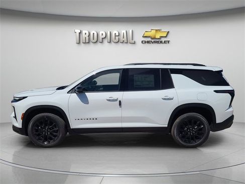 New 2026 Chevrolet Traverse LT w/ Midnight/Sport Edition image 2