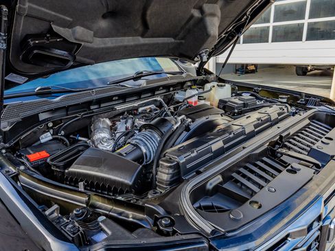 Used 2024 GMC Sierra 3500 Denali Ultimate image 41