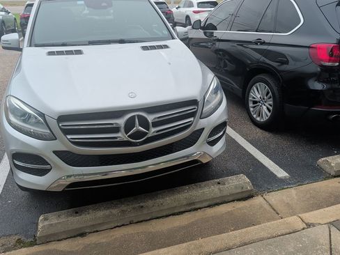 Certified 2017 Mercedes-Benz GLE 350 image 4