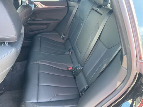 Used 2023 BMW i4 eDrive35 image 21