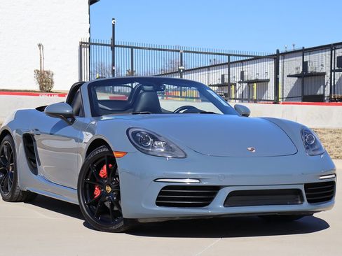Used 2017 Porsche 718 Boxster S image 42