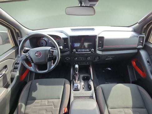 Used 2023 Nissan Frontier PRO-4X w/ Pro Convenience Package image 19