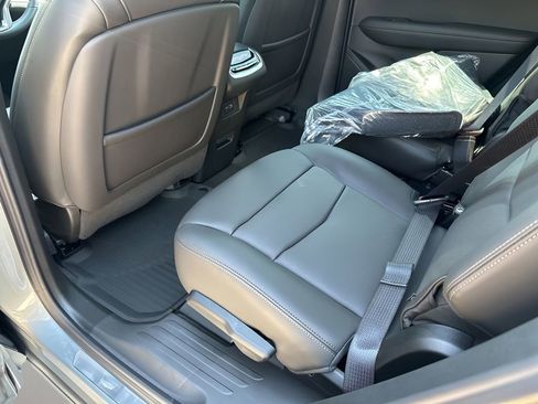 New 2025 Cadillac XT6 Premium Luxury w/ LPO, Floor Liner Package image 20