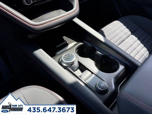 Used 2025 Ford Explorer ST-Line w/ ST-Line Street Pack AWD/4WD image 23