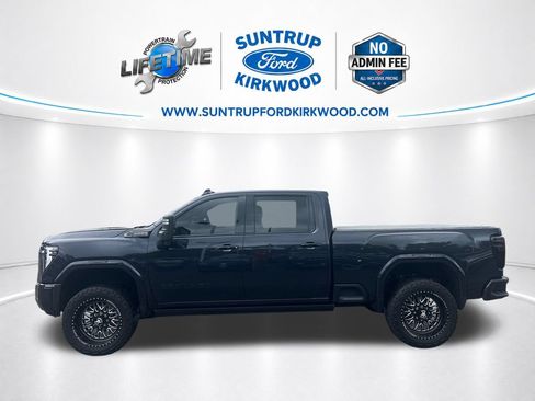 Used 2024 GMC Sierra 2500 Denali Ultimate w/ Max Trailering Package AWD/4WD image 2
