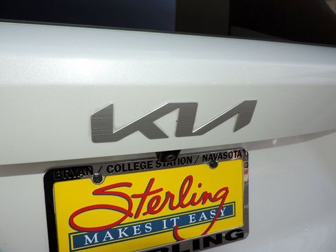 Used 2025 Kia Sorento SX Prestige AWD/4WD image 17