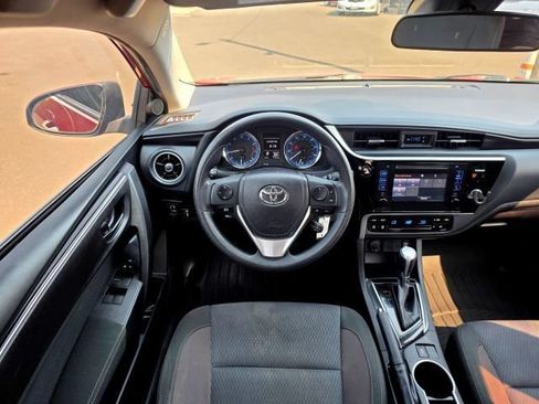 Used 2017 Toyota Corolla LE w/ Carpet Mat Package (TMS) FWD image 20