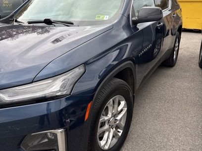Used 2022 Chevrolet Traverse LS