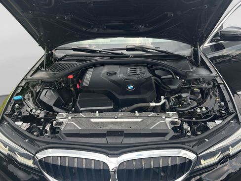 Used 2021 BMW 330i Sedan w/ Convenience Package RWD image 20