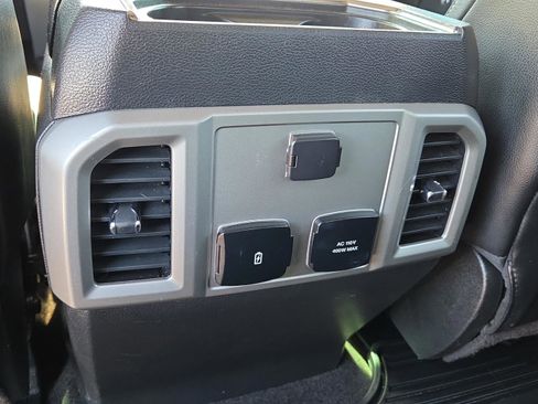 Used 2018 Ford F250 Lariat w/ Lariat Ultimate Package image 13