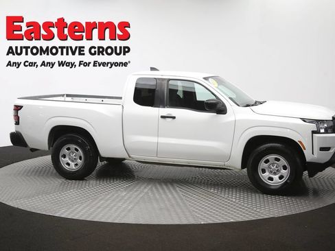 Used 2022 Nissan Frontier S RWD image 47
