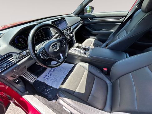 Used 2022 Honda Accord Sport image 10