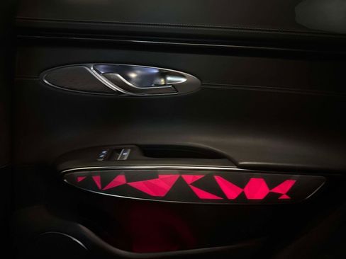 Used 2022 Genesis GV70 3.5T Sport w/ Sport Advanced Package image 15