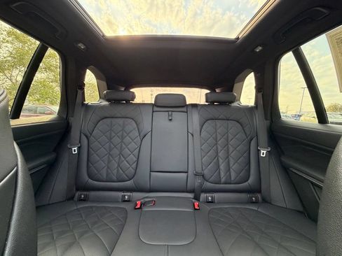 Used 2024 BMW X5 xDrive40i w/ Premium Package AWD/4WD image 24