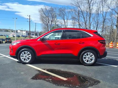 Certified 2024 Ford Escape Active w/ Tech Pack #1 AWD/4WD image 2