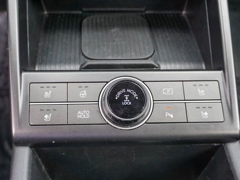 Used 2024 Hyundai Kona Limited image 18