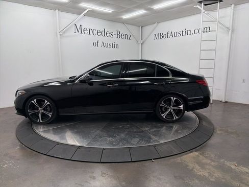 Certified 2023 Mercedes-Benz C 300 Sedan image 4