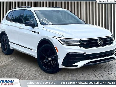 Used 2023 Volkswagen Tiguan SE R-Line AWD/4WD image 1