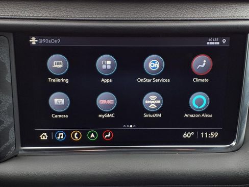 Used 2021 GMC Yukon Denali w/ Denali Premium Package image 19