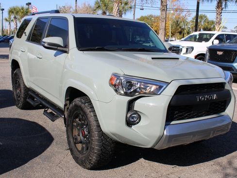 Used 2023 Toyota 4Runner TRD Off-Road Premium image 3