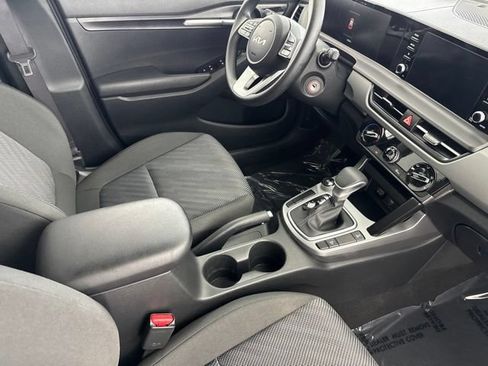 Certified 2026 Kia Seltos LX AWD/4WD image 23