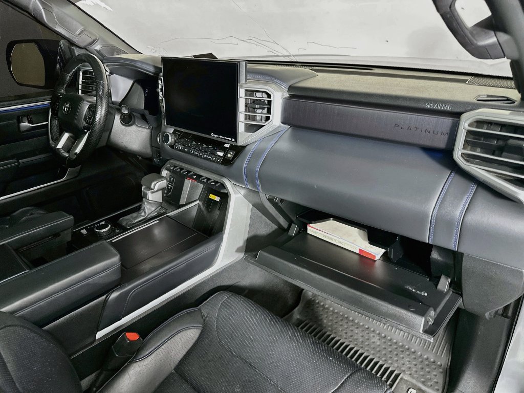 Used 2022 Toyota Tundra Platinum w/ Advanced Package AWD/4WD image 31