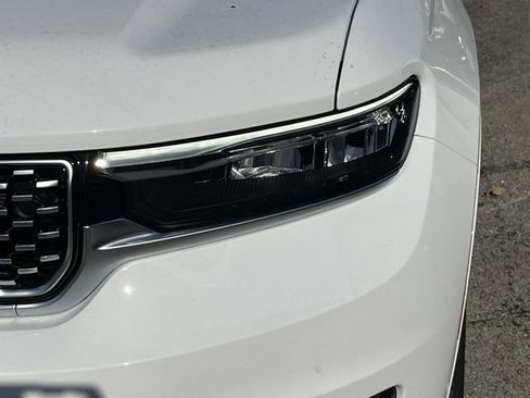 New 2025 Jeep Grand Cherokee L Summit image 9