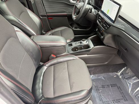 Used 2023 Ford Escape ST-Line w/ Tech Pack #1 FWD image 22