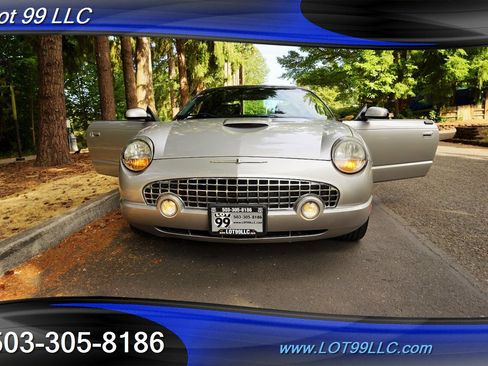 Used 2004 Ford Thunderbird image 26