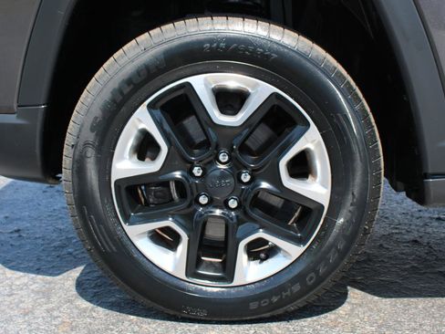 Used 2018 Jeep Compass Trailhawk w/ Safe & Security Group AWD/4WD image 52