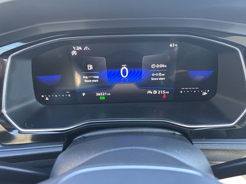 Used 2024 Volkswagen Jetta SE image 19