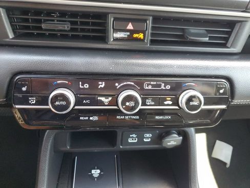 Used 2025 Honda Pilot EX-L image 22