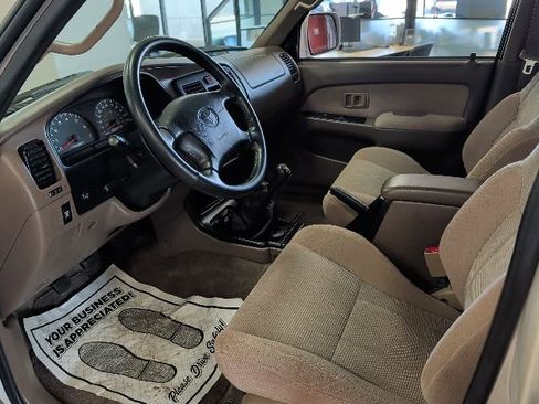 Used 1999 Toyota 4Runner SR5 AWD/4WD image 7