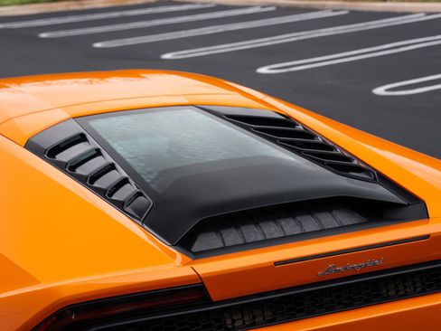 Used 2016 Lamborghini Huracan LP 610-4 AWD/4WD image 22