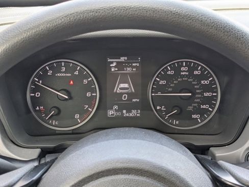 Used 2024 Subaru Crosstrek 2.0i Premium image 15