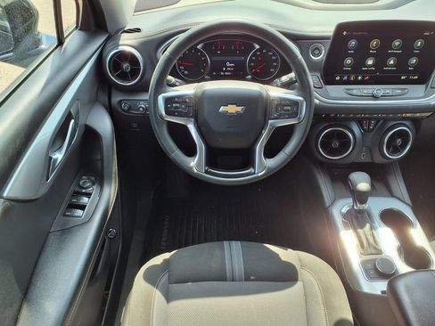 Used 2024 Chevrolet Blazer LT w/ Convenience Package FWD image 15