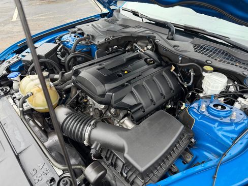 Used 2020 Ford Mustang Coupe RWD image 39